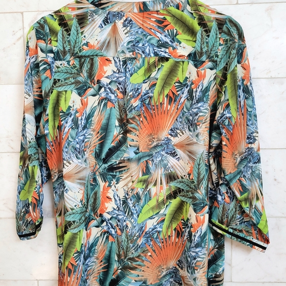 ✨️Vibrant Tropical Print Top - Picture 4 of 8